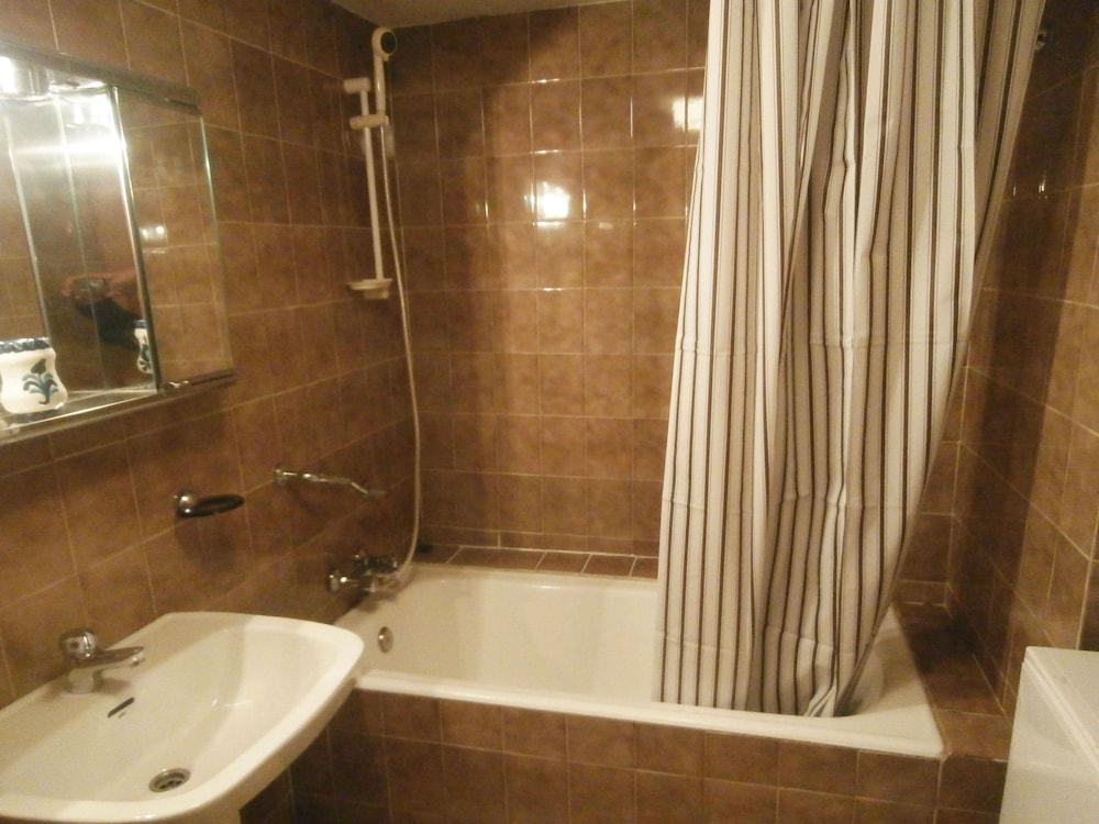 Apartamentos Mont Blanc Asn เซียร์ราเนบาดา ภายนอก รูปภาพ